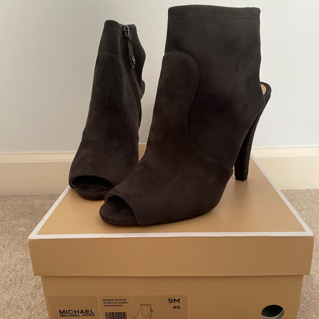 Brand New Michael Kors Bootie Brand New Michael Kors Bootie